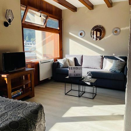 Appartement 58 M2 Avec Piscine Interieure Vue Montagne Centre Village , Parking Prive 圣拉里苏朗 外观 照片